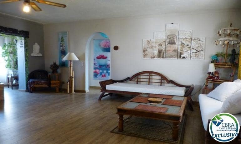 3 chambre Appartement à vendre à Empuriabrava - 290 000 € (Ref: 9403315)