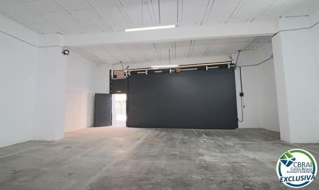 Erhverv til salg i Figueres - € 135.000 (Ref: 9408047)