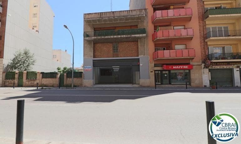 Commercieel te koop in Figueres - € 135.000 (Ref: 9408047)