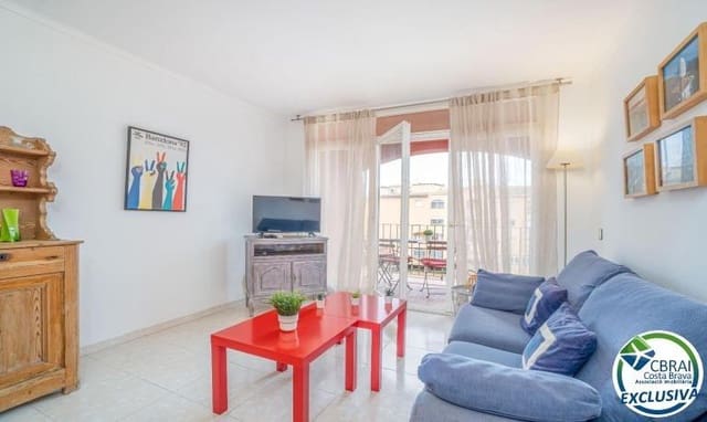 2 makuuhuone Huoneisto myytävänä paikassa Empuriabrava, Castelló d'Empúries mukana uima-altaan - 195 000 € (Ref: 9419634)