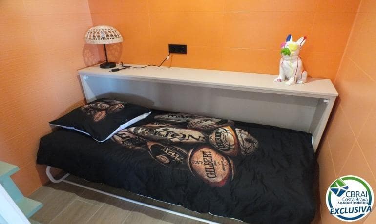 3 bedroom Apartment for sale in Roses with pool garage - € 1,700,000 (Ref: 9424472)