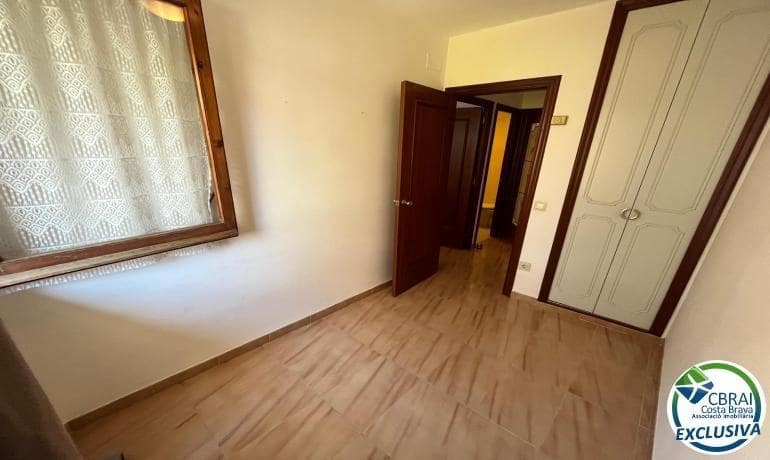 3 bedroom Apartment for sale in Roses - € 258,000 (Ref: 9433349)