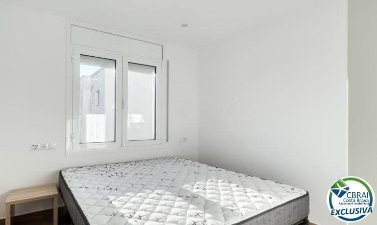 3 chambre Appartement à vendre à Roses avec piscine - 215 000 € (Ref: 9433350)