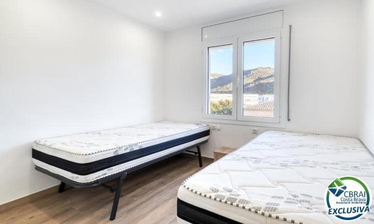 3 chambre Appartement à vendre à Roses avec piscine - 215 000 € (Ref: 9433350)