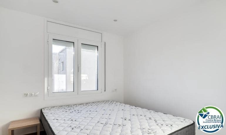 3 chambre Appartement à vendre à Roses avec piscine - 215 000 € (Ref: 9433350)