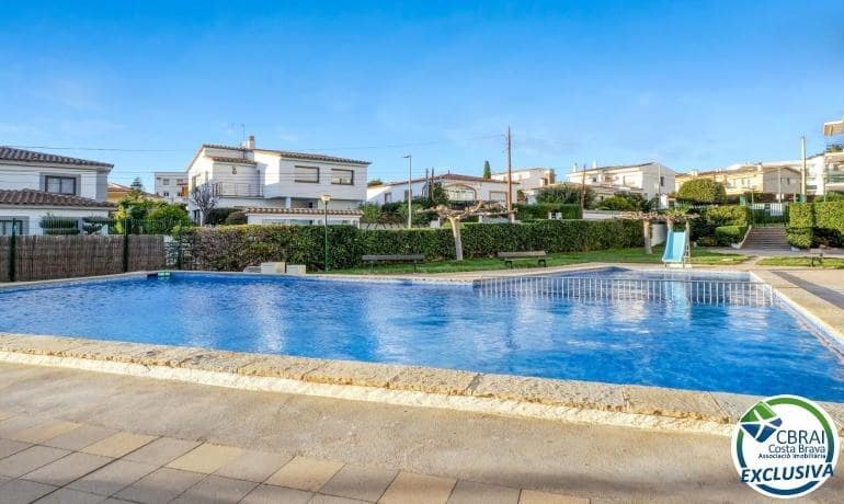 3 chambre Appartement à vendre à Roses avec piscine - 215 000 € (Ref: 9433350)