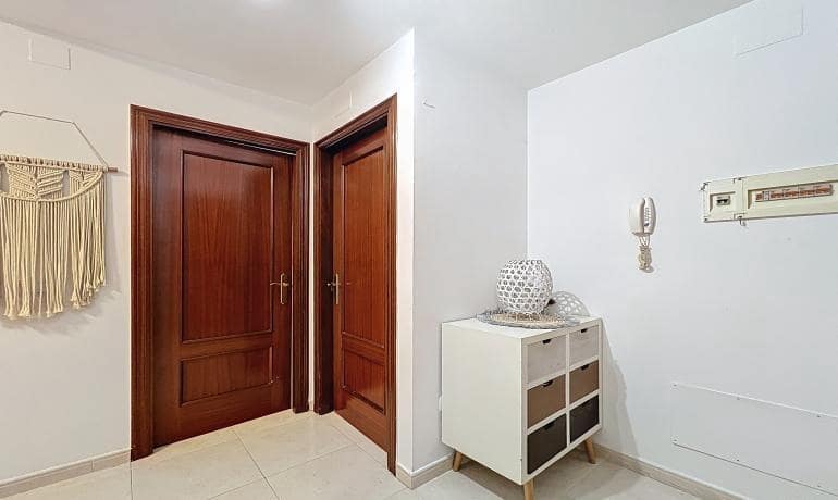 2 bedroom Apartment for sale in Roses - € 185,000 (Ref: 9440012)