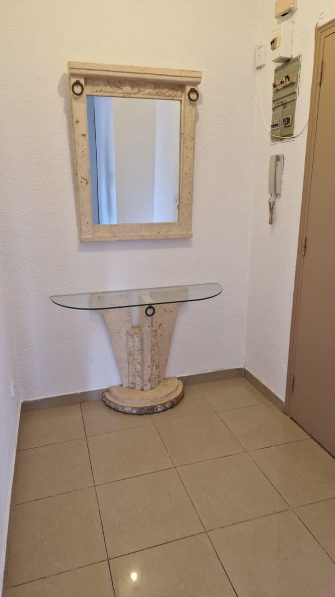 4 Zimmer Apartment zu vermieten in Figueres - 559 € (Ref: 9446241)
