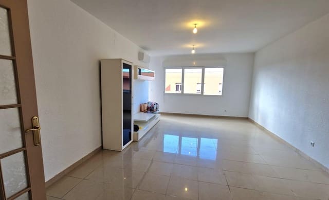 Appartement de 4 chambres à louer à Figueres - 559 € (Ref: 9446241)