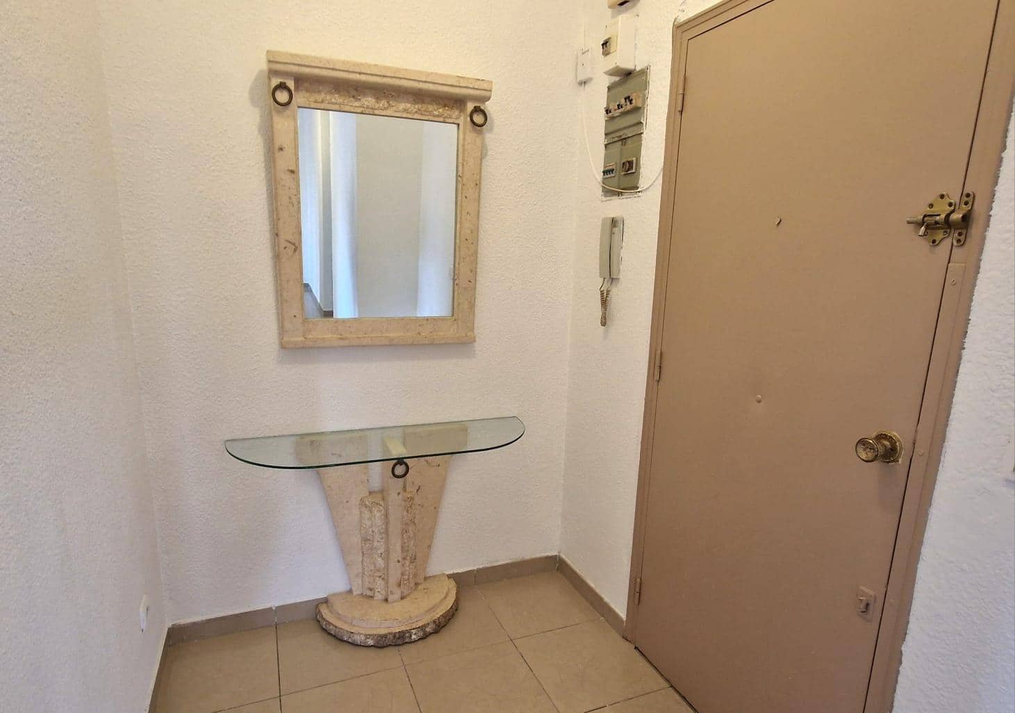 4 Zimmer Apartment zu vermieten in Figueres - 559 € (Ref: 9446241)
