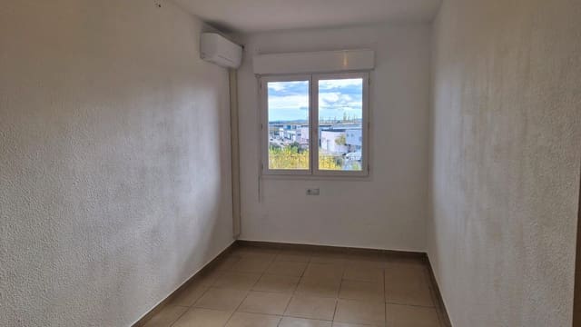 Appartement de 4 chambres à louer à Figueres - 559 € (Ref: 9446241)