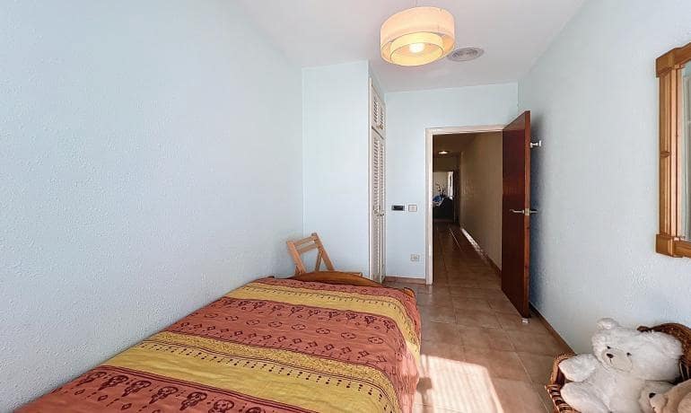 3 bedroom Apartment for sale in Roses - € 179,000 (Ref: 9446243)