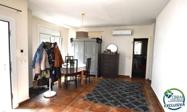 2 soverom Hus til salgs i Empuriabrava med garasje - € 395 000 (Ref: 9450203)