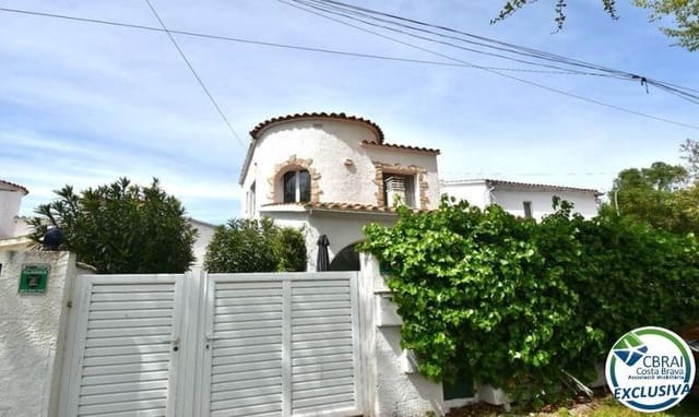 2 soverom Hus til salgs i Empuriabrava, Castelló d'Empúries med garasje - € 395 000 (Ref: 9450203)