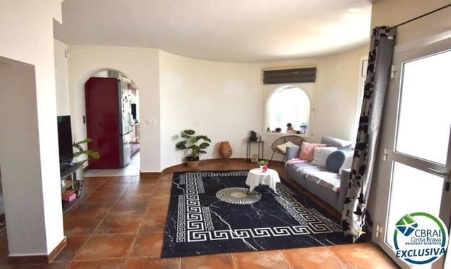 2 soverom Hus til salgs i Empuriabrava, Castelló d'Empúries med garasje - € 395 000 (Ref: 9450203)