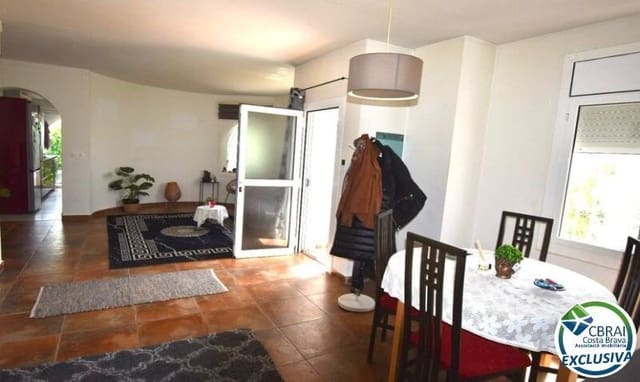 2 soverom Hus til salgs i Empuriabrava, Castelló d'Empúries med garasje - € 395 000 (Ref: 9450203)