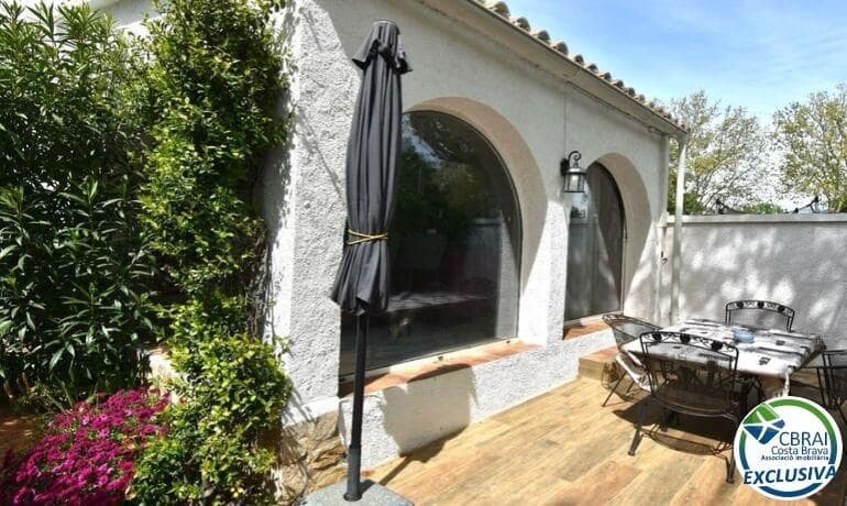 2 soverom Hus til salgs i Empuriabrava med garasje - € 395 000 (Ref: 9450203)