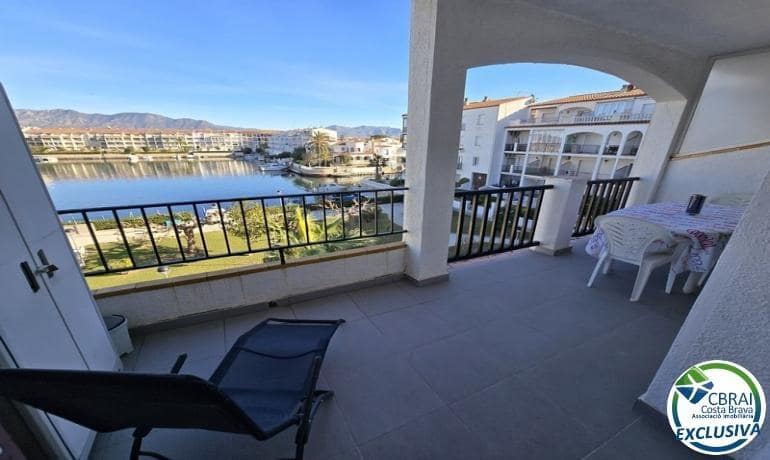 2 bedroom Apartment for sale in Empuriabrava with pool garage - € 249,000 (Ref: 9494528)