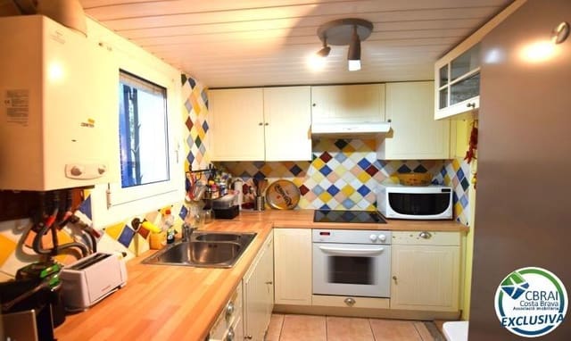 4 soveværelse Byhus til salg i Empuriabrava, Castelló d'Empúries - € 500.000 (Ref: 9497135)