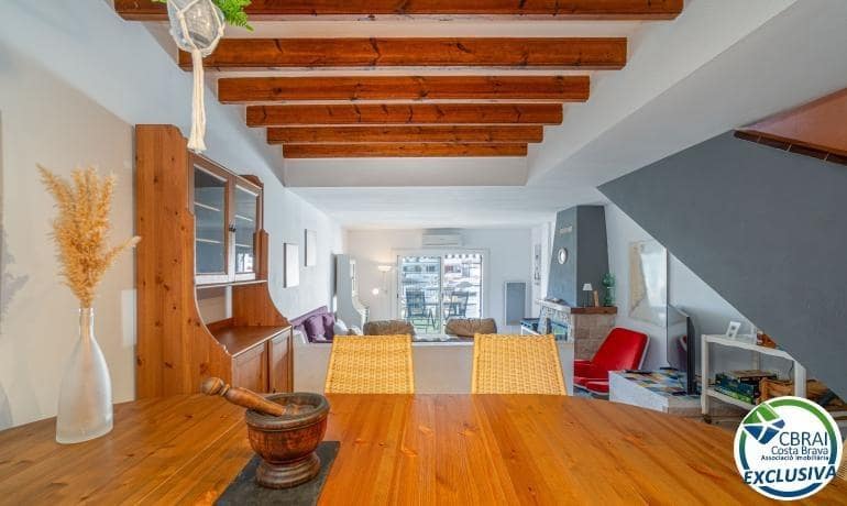 4 Zimmer Haus zu verkaufen in Empuriabrava - 455.000 € (Ref: 9497135)