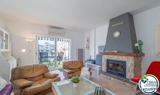 Casa de 4 habitaciones en Empuriabrava, Castelló d'Empúries en venta - 455.000 € (Ref: 9497135)