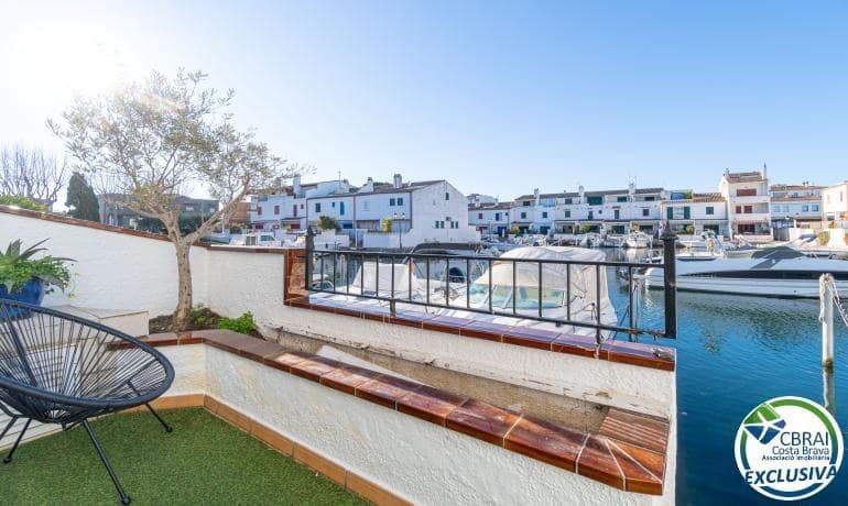 4 Zimmer Haus zu verkaufen in Empuriabrava - 455.000 € (Ref: 9497135)