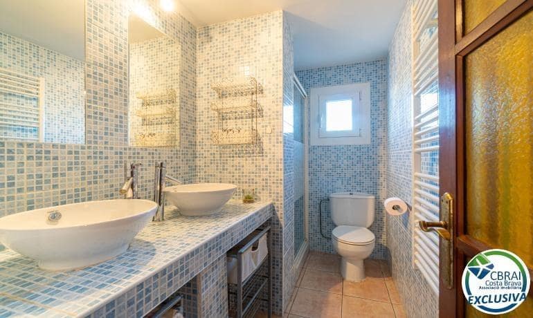 4 Zimmer Haus zu verkaufen in Empuriabrava - 455.000 € (Ref: 9497135)