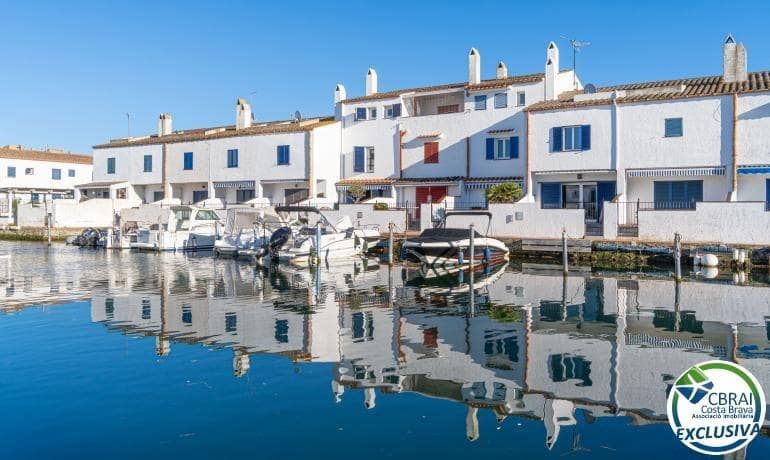 4 Zimmer Haus zu verkaufen in Empuriabrava - 455.000 € (Ref: 9497135)