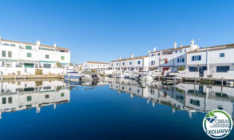 4 Zimmer Haus zu verkaufen in Empuriabrava - 455.000 € (Ref: 9497135)