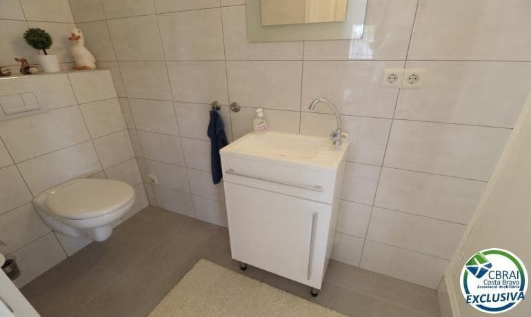 2 bedroom Villa for sale in Roses with garage - € 350,000 (Ref: 9502207)