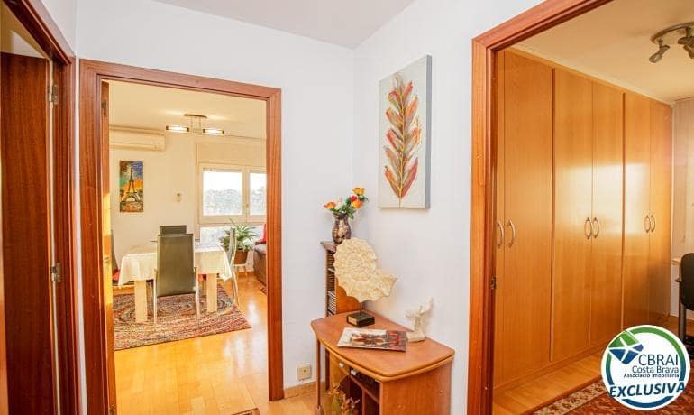 3 bedroom Flat for sale in Figueres with garage - € 185,000 (Ref: 9508808)