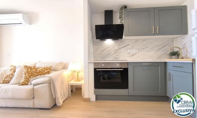 2 slaapkamer Appartement te koop in Empuriabrava, Castelló d'Empúries - € 175.000 (Ref: 9516005)