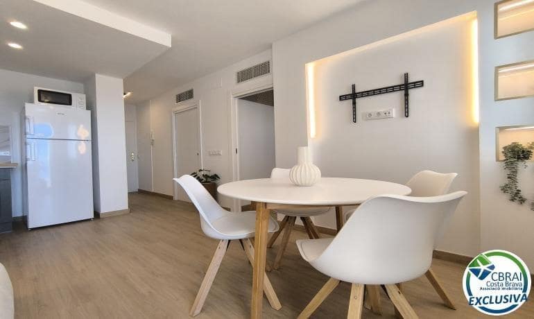 2 slaapkamer Appartement te koop in Empuriabrava - € 175.000 (Ref: 9516005)