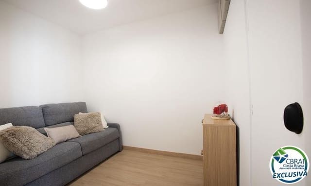 2 slaapkamer Appartement te koop in Empuriabrava, Castelló d'Empúries - € 175.000 (Ref: 9516005)