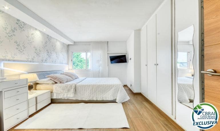 3 soveværelse Lejlighed til salg i Figueres - € 188.000 (Ref: 9516009)
