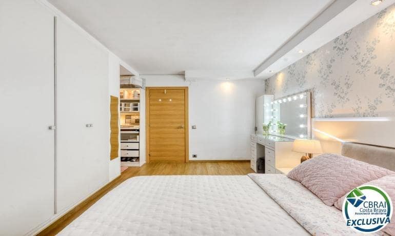 3 soveværelse Lejlighed til salg i Figueres - € 188.000 (Ref: 9516009)