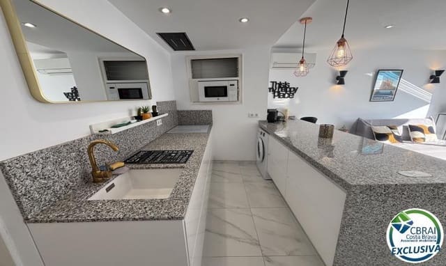 1 soverom Leilighet til salgs i Roses - € 215 000 (Ref: 9520814)