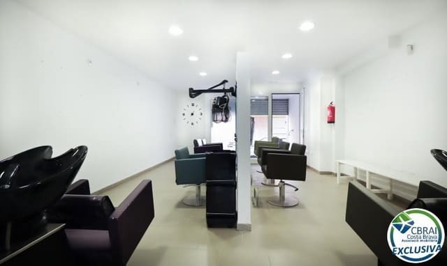 Kommersiell till salu i Roses - 172 000 € (Ref: 9527620)