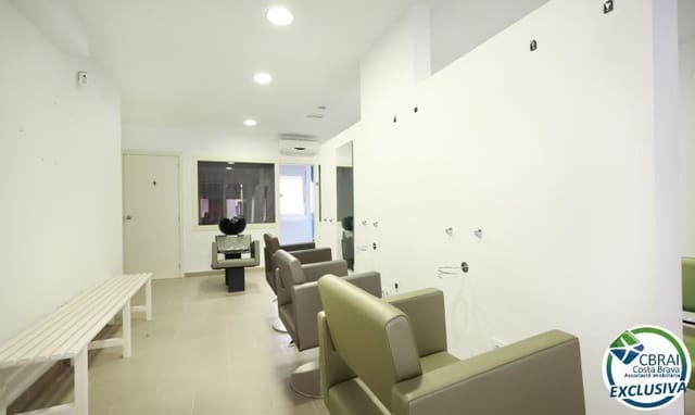 Kommersiell till salu i Roses - 172 000 € (Ref: 9527620)