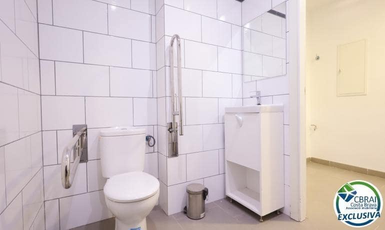 Gewerbe zu verkaufen in Roses - 122.000 € (Ref: 9527620)