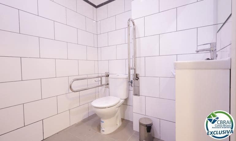 Gewerbe zu verkaufen in Roses - 122.000 € (Ref: 9527620)