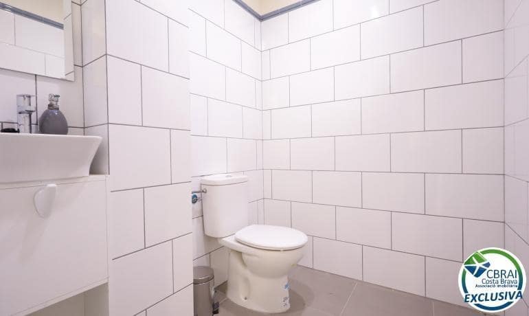 Gewerbe zu verkaufen in Roses - 122.000 € (Ref: 9527620)