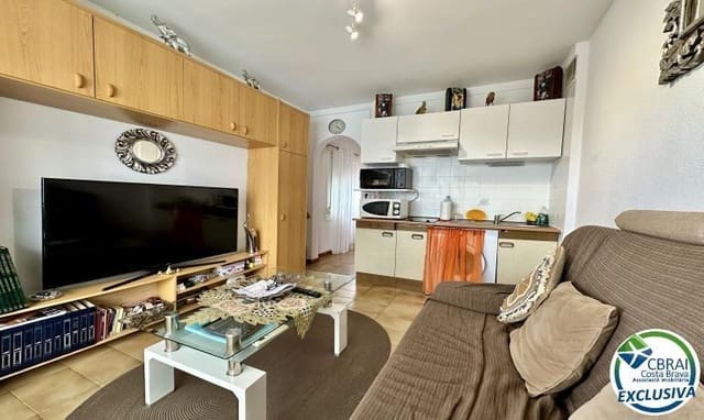 1 bedroom Apartment for sale in Empuriabrava, Castelló d'Empúries - € 79,000 (Ref: 9527621)