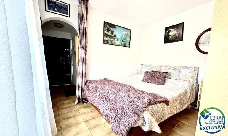 1 bedroom Apartment for sale in Empuriabrava - € 79,000 (Ref: 9527621)