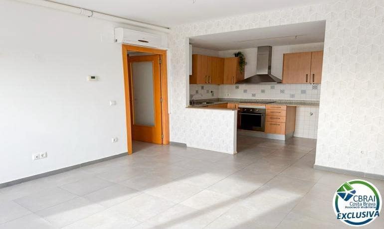 3 sypialnia Apartament na sprzedaż w Vilatenim z basenem - 275 000 € (Ref: 9535862)