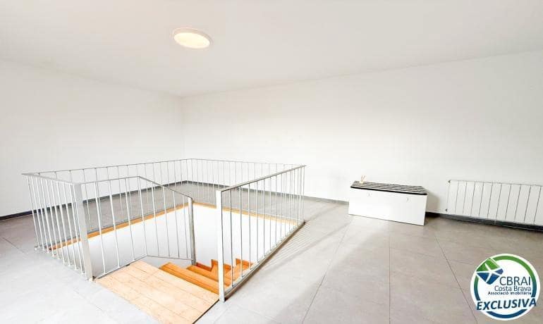 3 sypialnia Apartament na sprzedaż w Vilatenim z basenem - 275 000 € (Ref: 9535862)