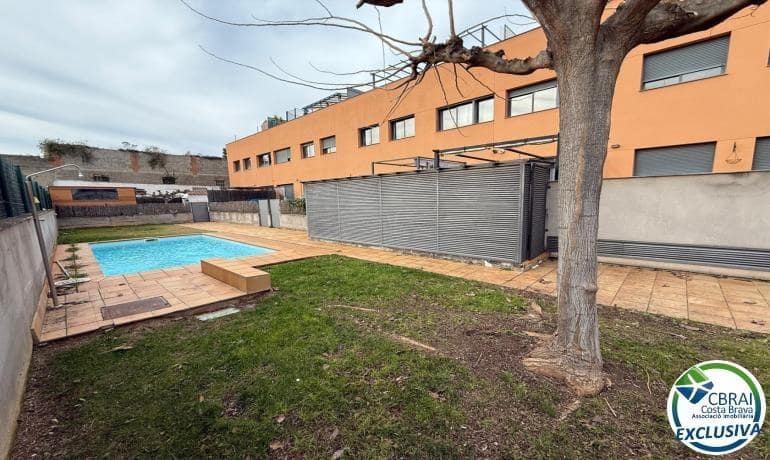 3 sypialnia Apartament na sprzedaż w Vilatenim z basenem - 275 000 € (Ref: 9535862)