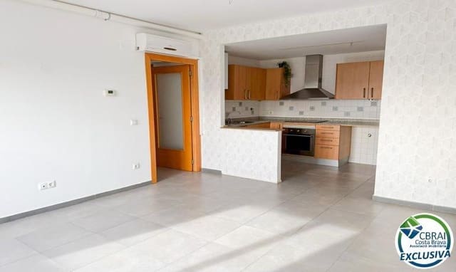 3 quarto Apartamento para venda em Vilatenim, Figueres com piscina - 275 000 € (Ref: 9535862)