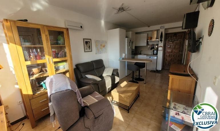 1 makuuhuone Huoneisto myytävänä paikassa Santa Margarida mukana uima-altaan - 129 000 € (Ref: 9535864)