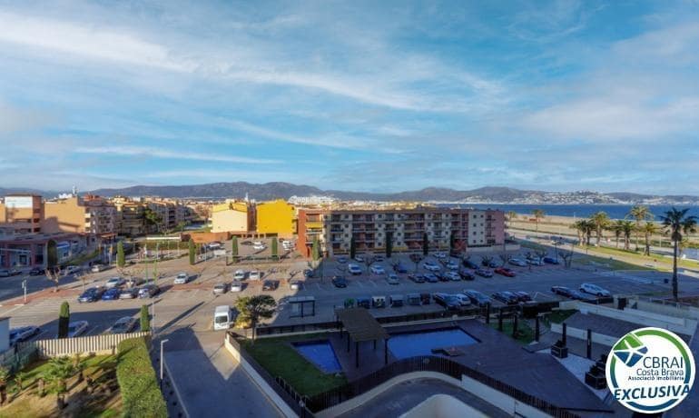 2 Zimmer Apartment zu verkaufen in Empuriabrava - 220.000 € (Ref: 9536766)